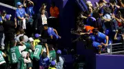 كيليان مبابي يعتذر لمشجعة باراجواي بعد إصابتها بكرة التسخين في مونديال 2026
