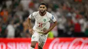 تكريم مرح للصيباري من لاعبي المغرب بعد انتقاله لبايرن ميونخ