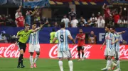 شيرر يفضح تناقض حكم موقعة مصر والأرجنتين في كأس العالم 2026