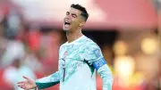 حارس إسبانيا: لا أعرف كيف نسيطر على رونالدو في كأس العالم