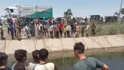 أكل العيش الناجي يروي لحظات الموت في حادث أسيوط المروع
